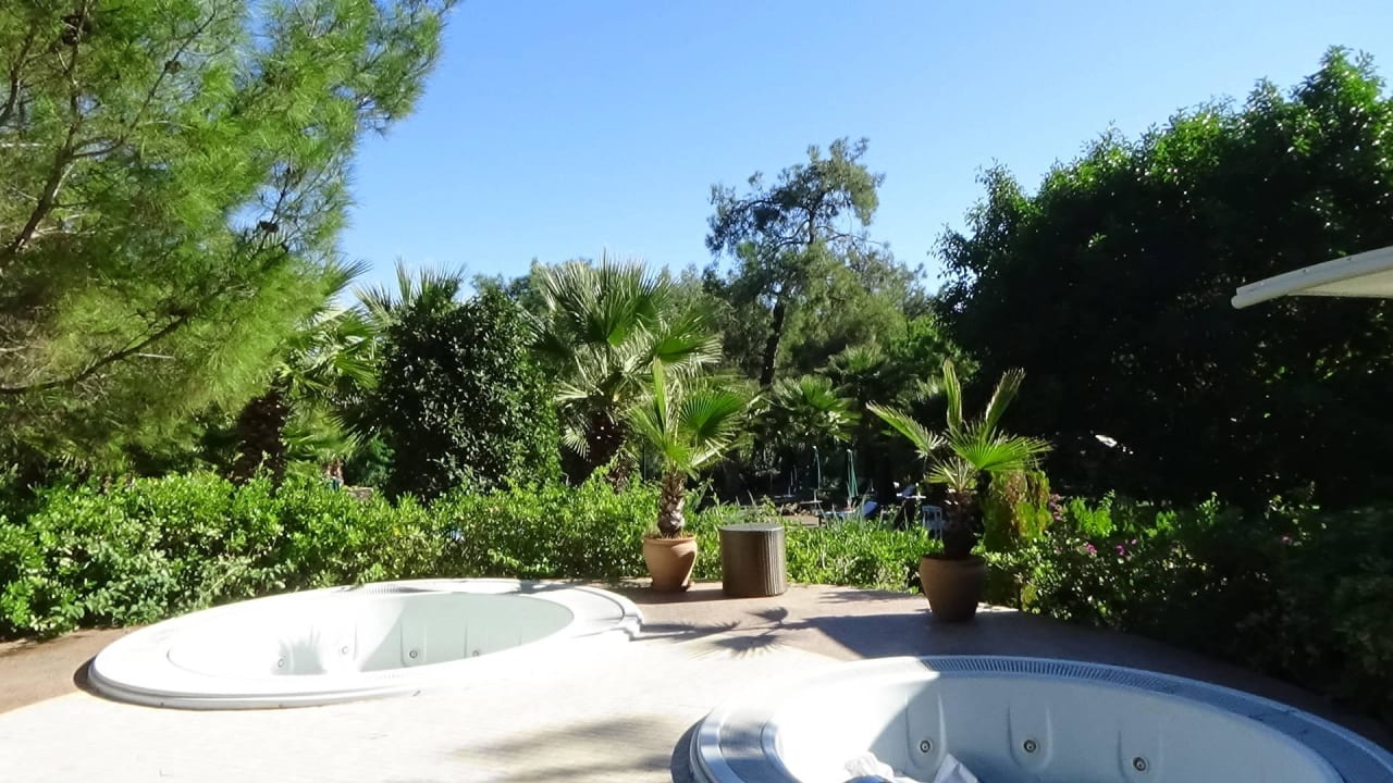 Whirlpools... Balmy Foresta