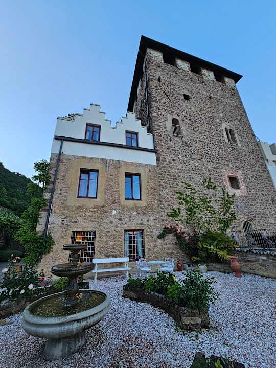 Außenansicht Schloss Hotel Korb