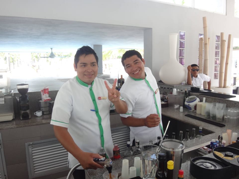 Poolbar Hotel Riu Palace Mexico