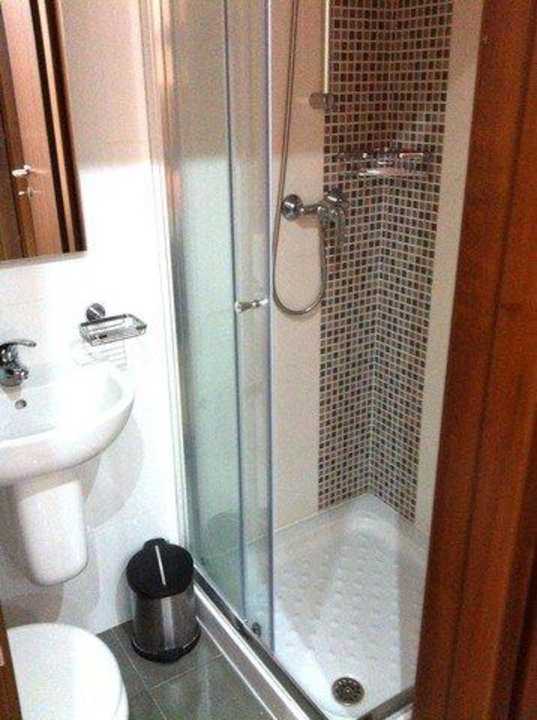 En-suite  Apartment Sixteenth Avenue