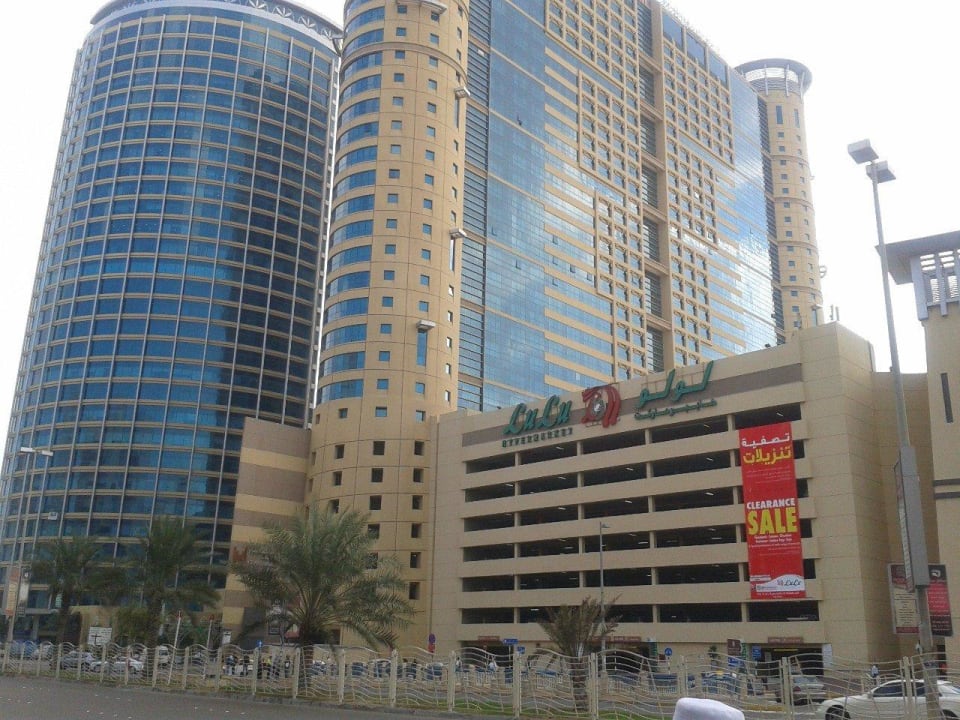 Außenansicht Grand Millennium Al Wahda Grand Millennium Al Wahda Abu Dhabi