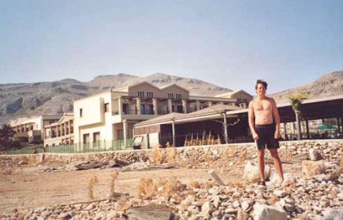 Aussenansicht Hotel mit Taverne Westseite Lindian Dream Seaside Resort