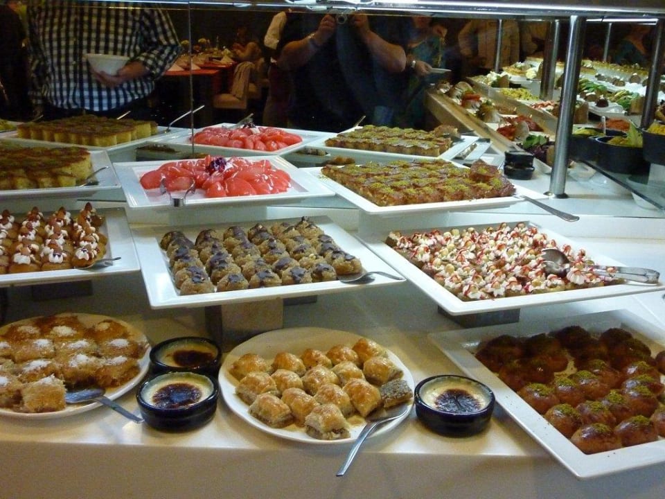 Dessertbüffet Ramada Plaza by Wyndham Antalya
