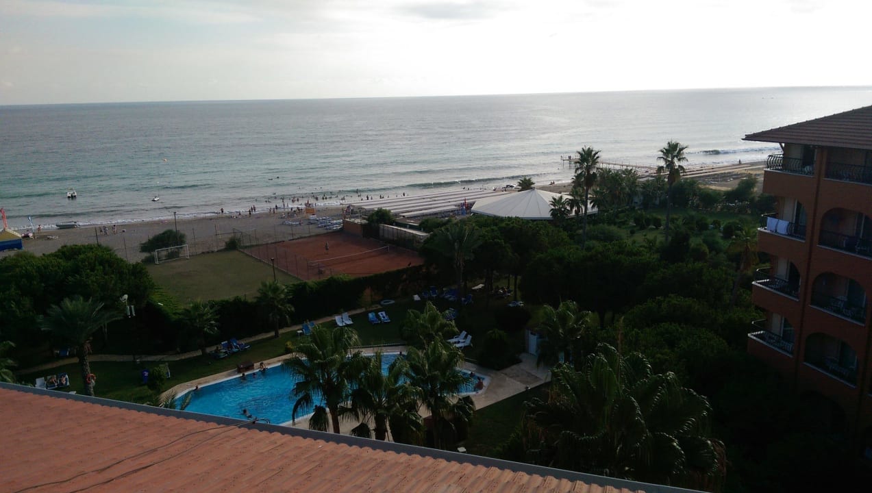 7 Club Turtas Beach Hotel