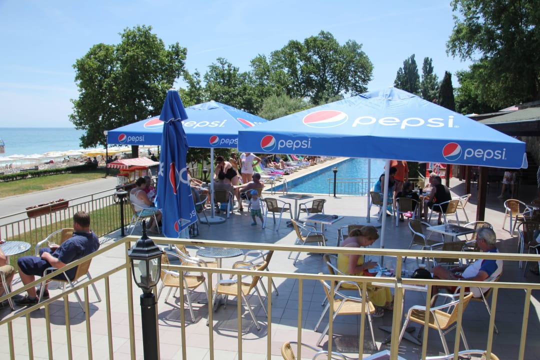 Poolbar Vemara Beach