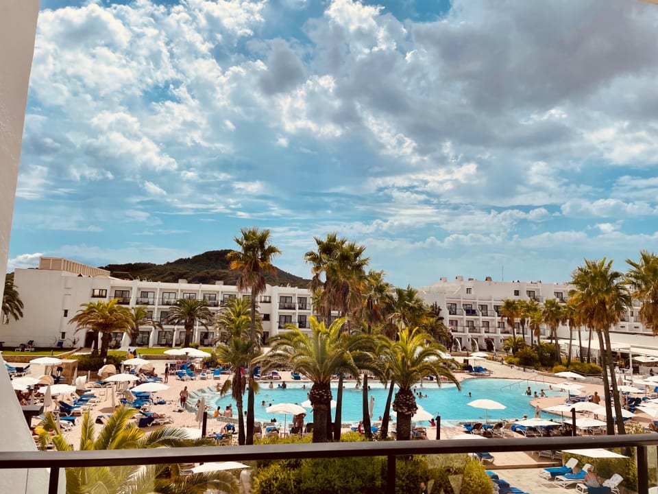 Pool Grand Palladium White Island Resort & Spa