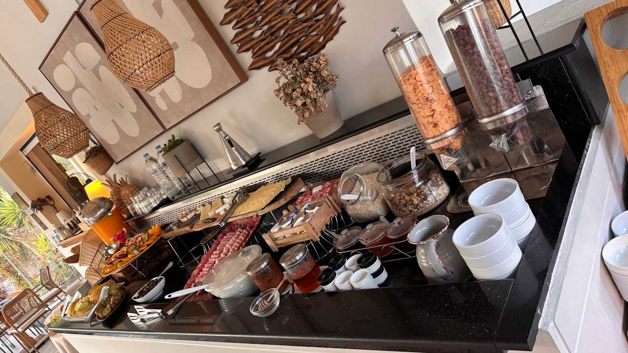 Gastro Almyros Villas Resort
