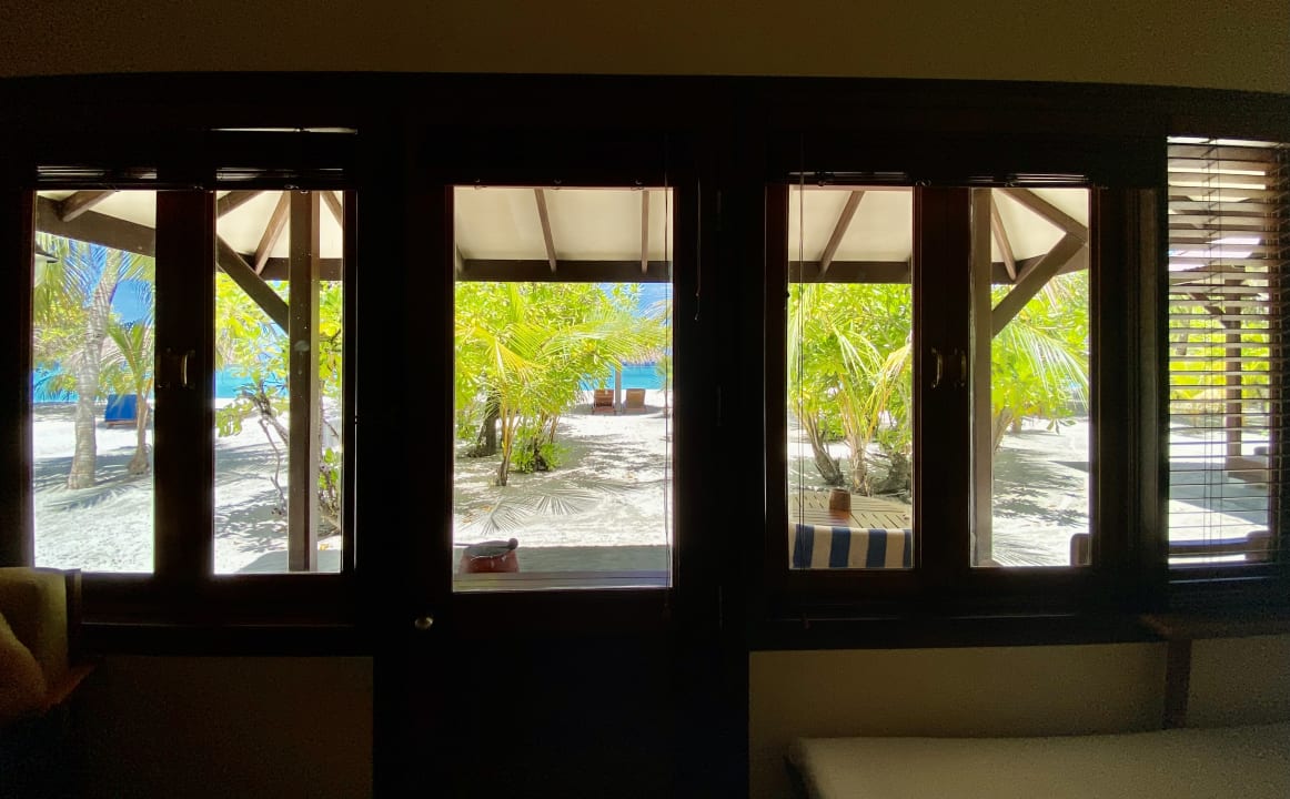 Zimmer Filitheyo Island Resort