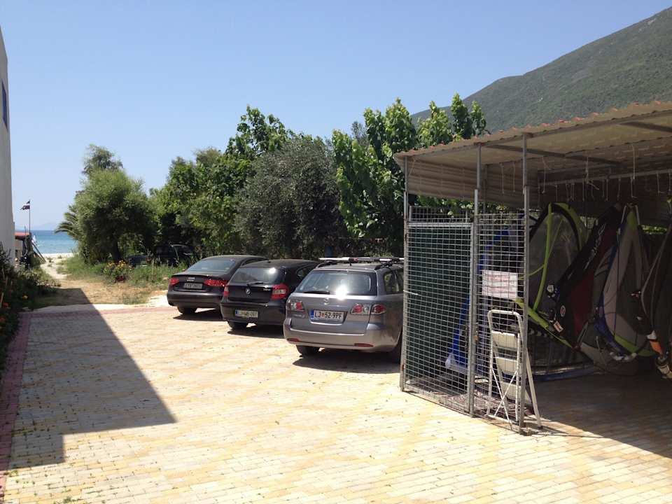 Surf storage and sea Bayside Apartments