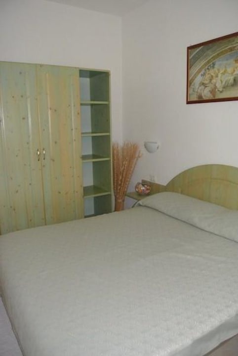 Camera matrimoniale Residence Costa del Turchese