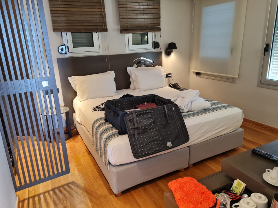 Zimmer Kakkos Beach Hotel