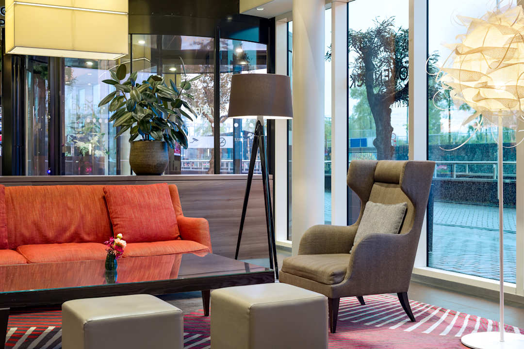 Lobby Mövenpick Hotel Amsterdam City Centre