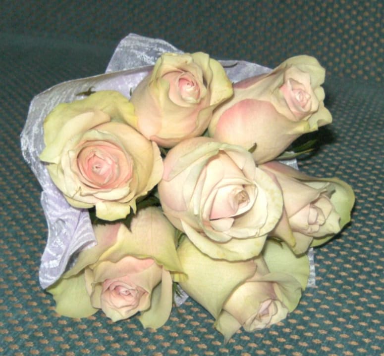 Blumenstrauß zur Begrüßung Emirates Palace Mandarin Oriental