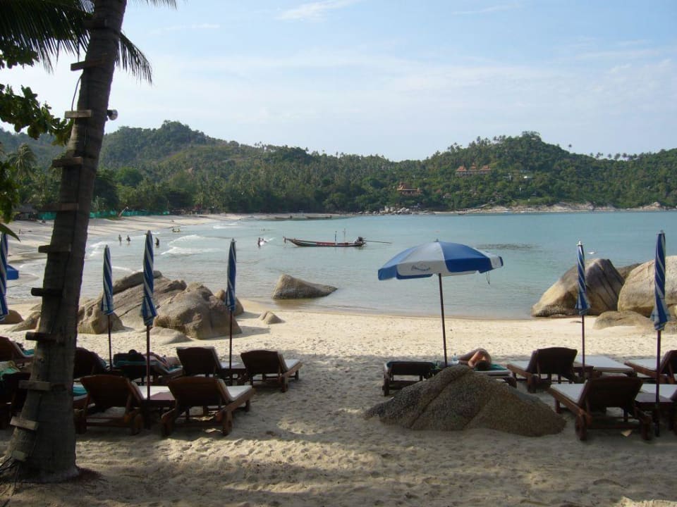 Blick auf den Strand am Hotel Panviman Resort Koh Phangan