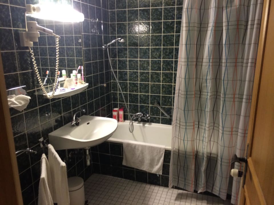 Bad Zimmer  Sauerland Alpin Hotel