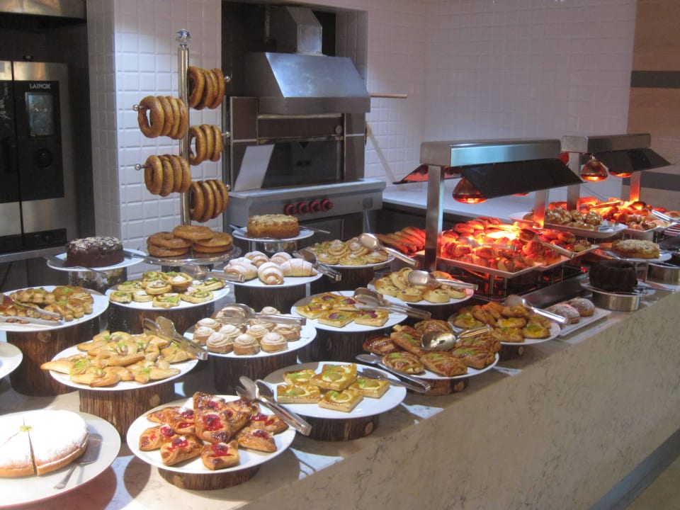 Frühstücksgebäck Acanthus Cennet Barut Collection