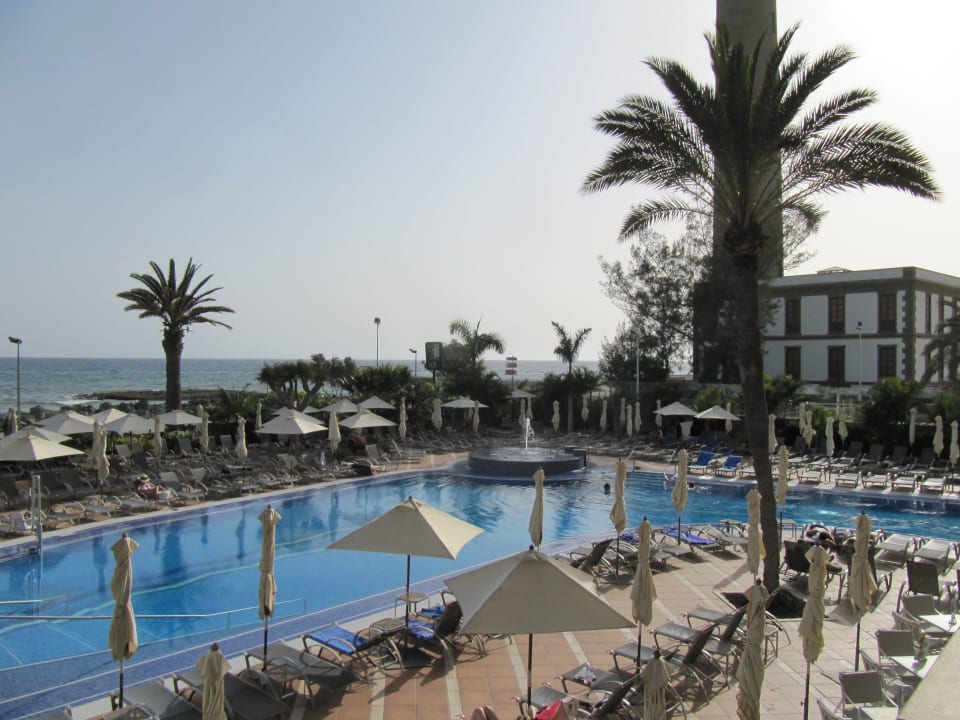 Pool Hotel Faro, a Lopesan Collection Hotel
