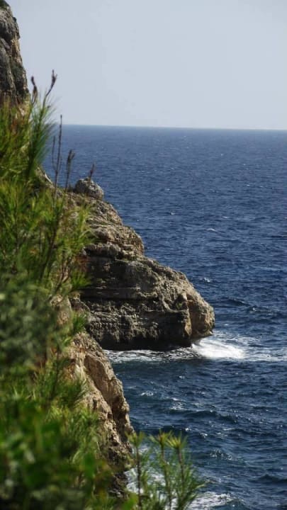 Fußweg um die Anlage blau punta reina