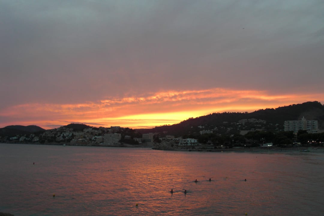 Wunderschönes Sonnenuntergang Hotel Vibra Beverly Playa