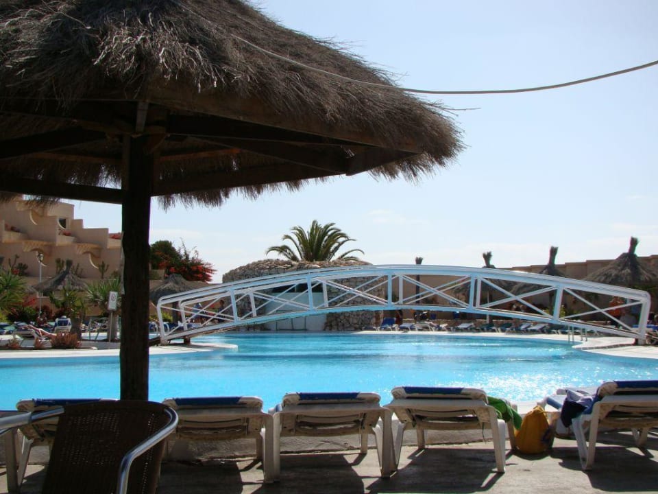 Basen SBH Monica Beach Resort