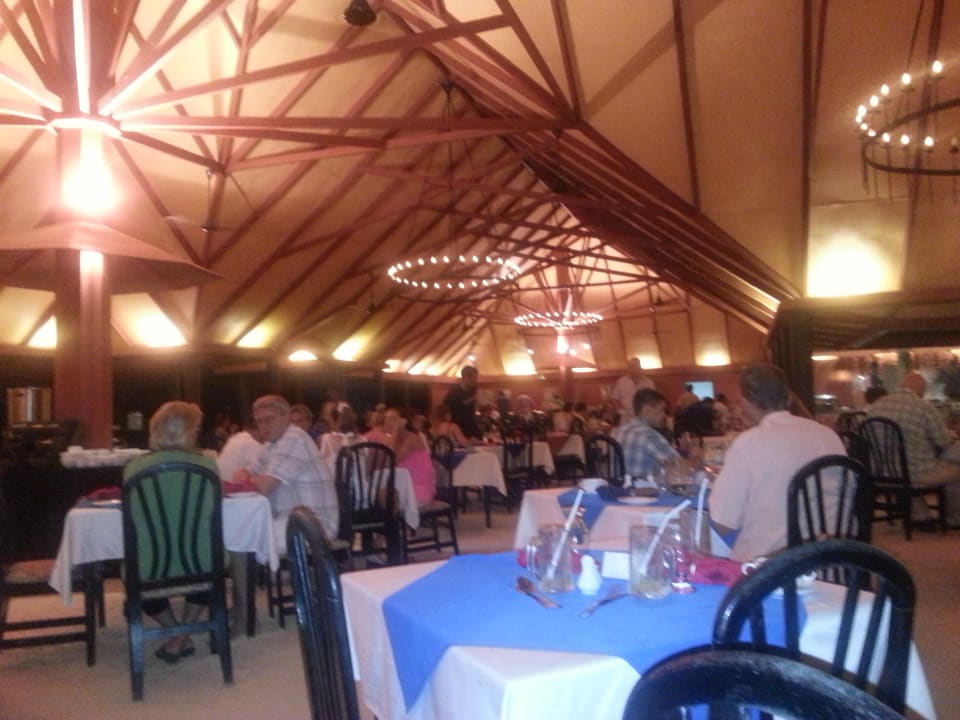 Abendessen Adaaran Select Hudhuran Fushi - Premium All Inclusive