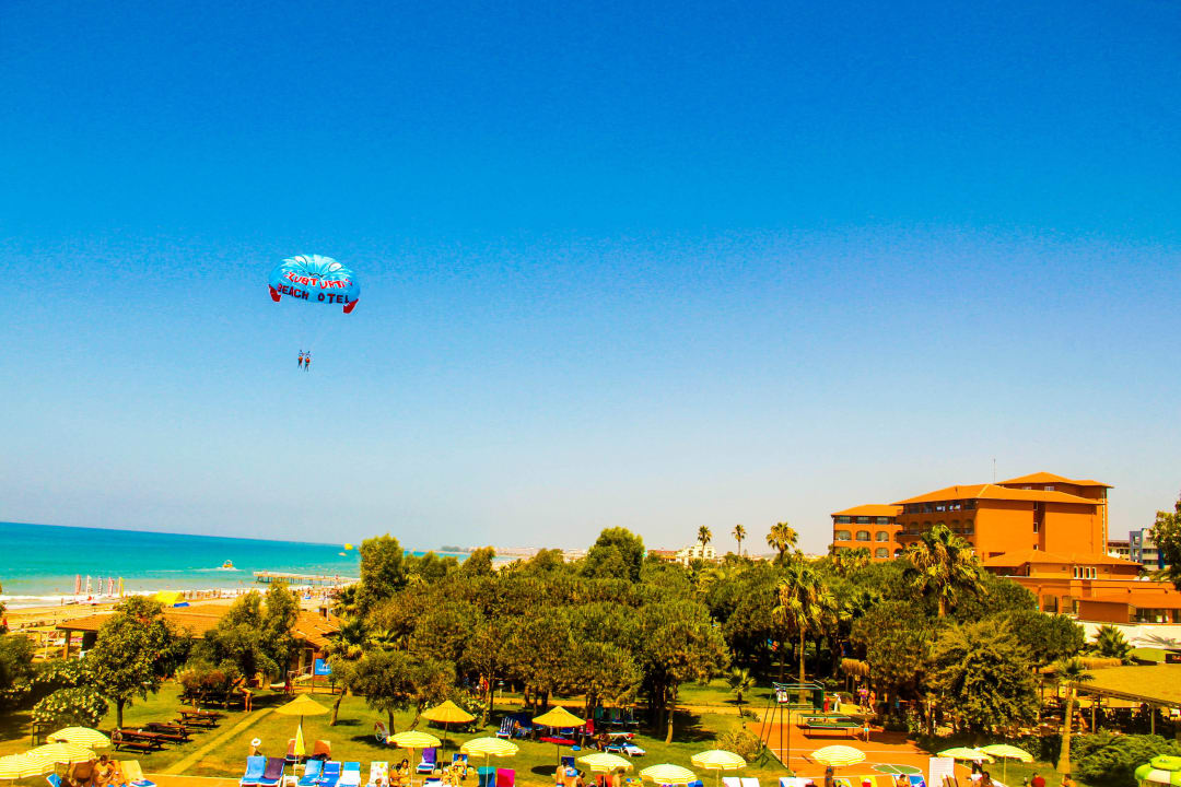 Parasailing and area Club Turtas Beach Hotel