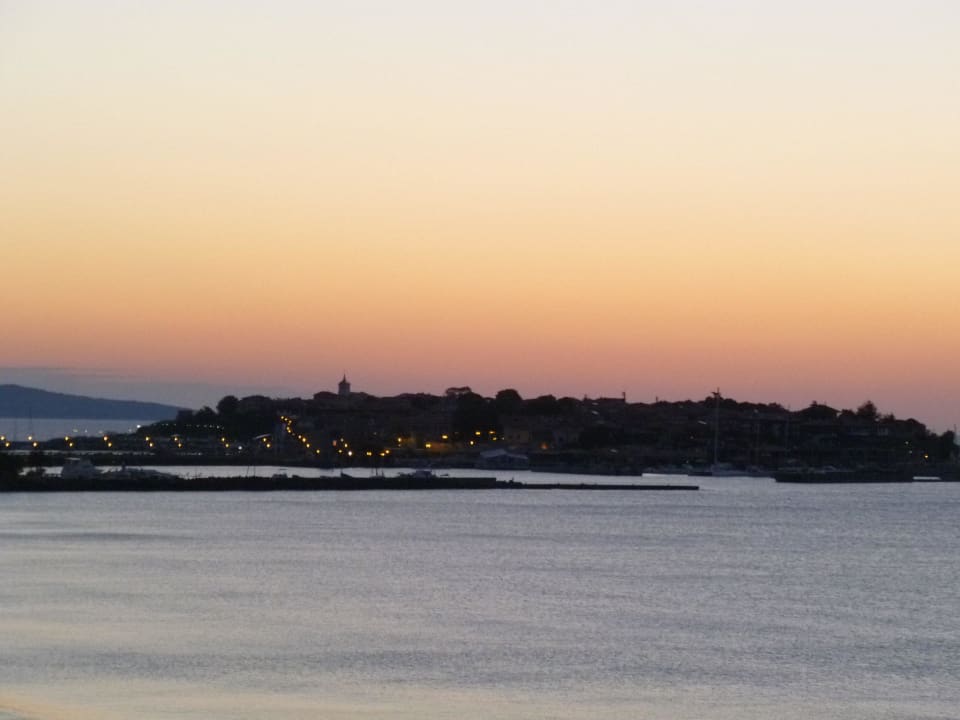 Sonnenaufgang vom Balkon Hotel Bilyana Beach