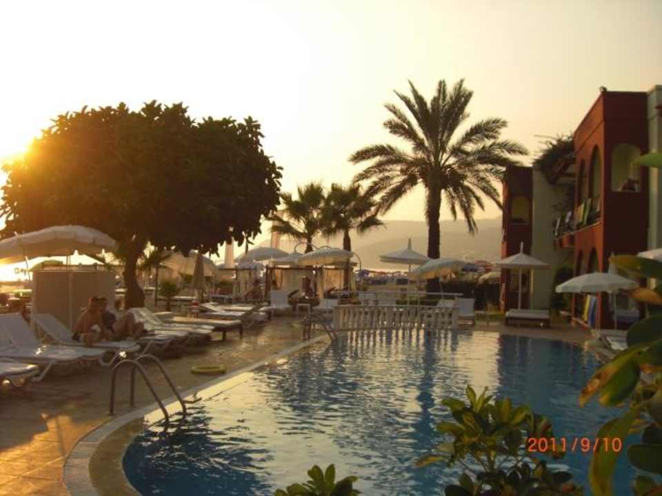 Abenddämmerung Alaaddin Beach - Adults only