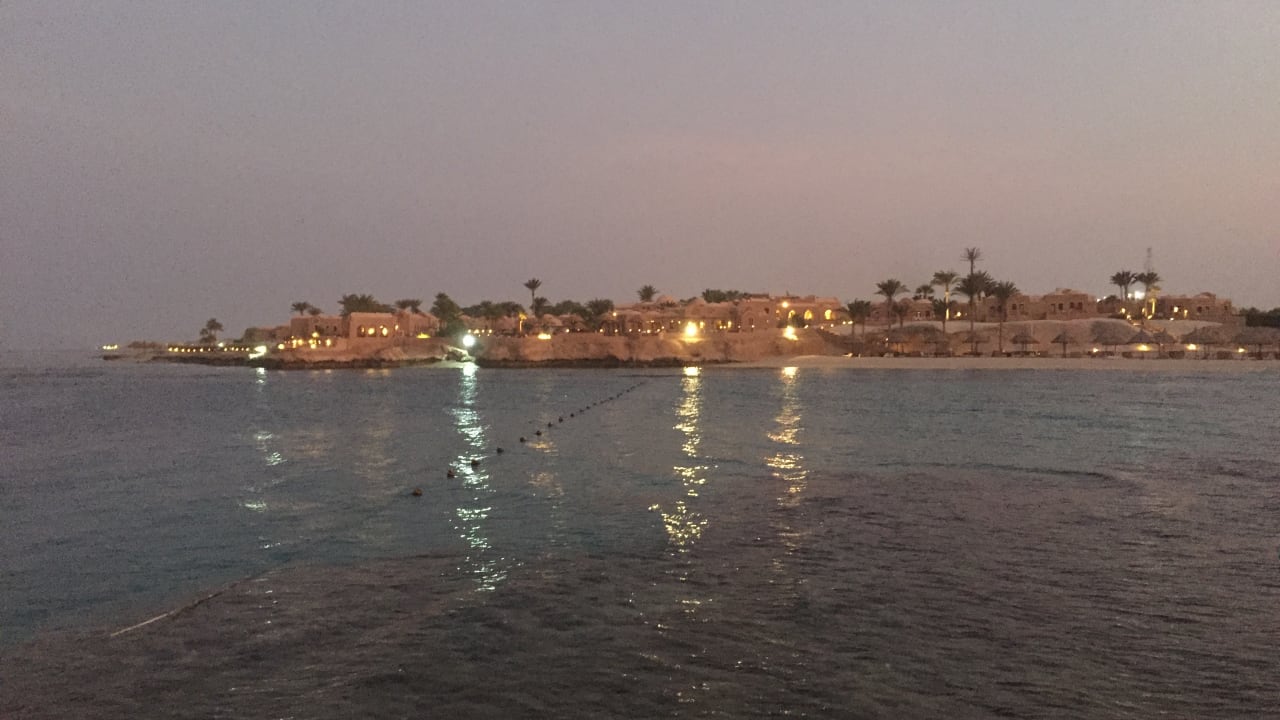 Strand Mövenpick Resort El Quseir