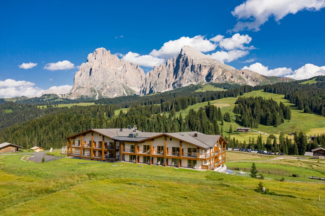 Außenansicht Brunelle Seiser Alm Lodge