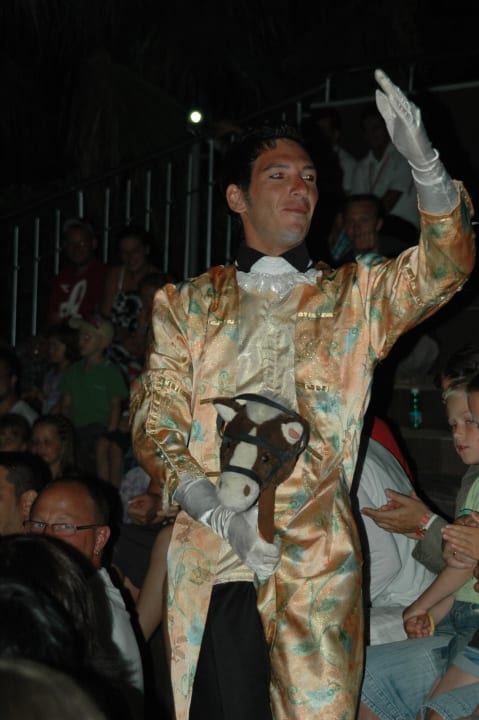 Prinz Charming von "Schneewittchen" Hane Family Resort