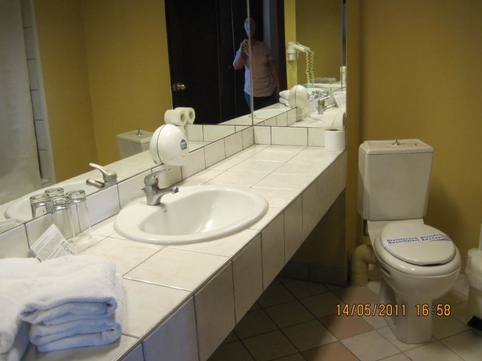 Bad ohne Handtuchhalter Hotel Kriopigi