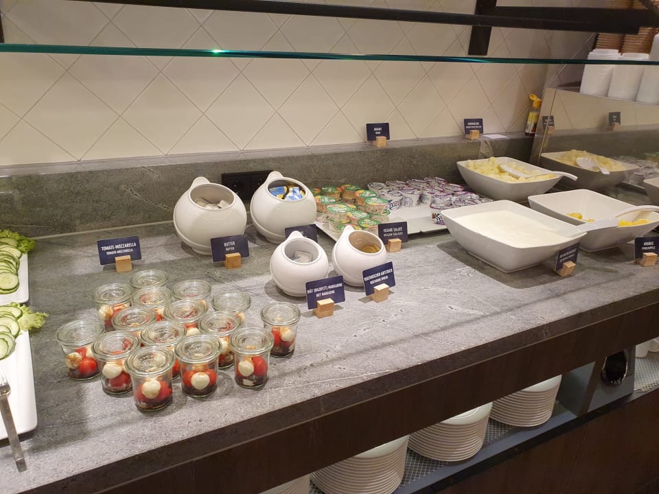 Gastro Hampton by Hilton Berlin City West