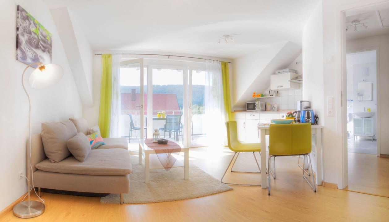 Wohnzimmer Ferienwohnung Titisee braviscasa