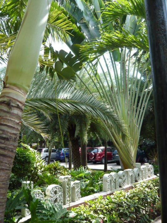 Eingang des Hotels Bali Mandira Beach Resort & Spa