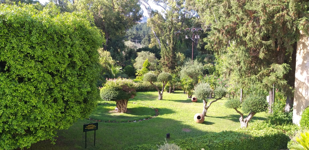 Gartenanlage Dionysos Hotel