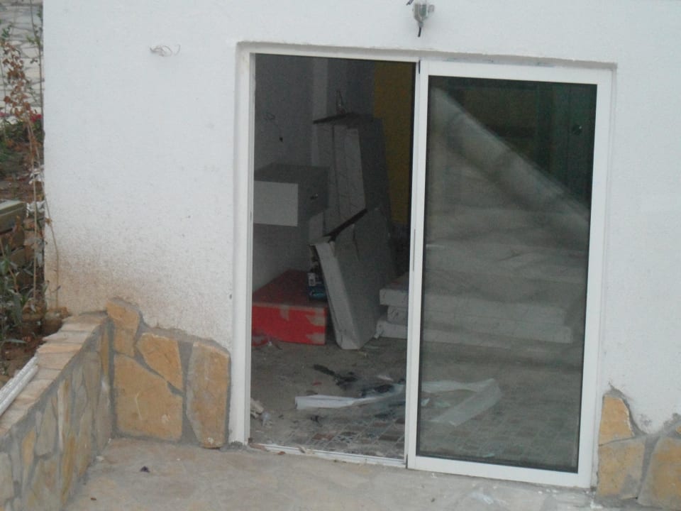 Zimmer am Nebengebäde am 04.07.13 Club Hotel Anjeliq