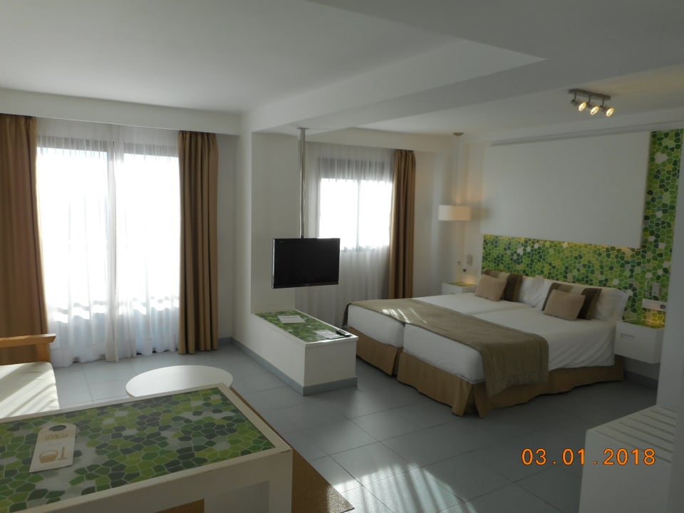 Zimmer Hotel LIVVO Anamar Suites