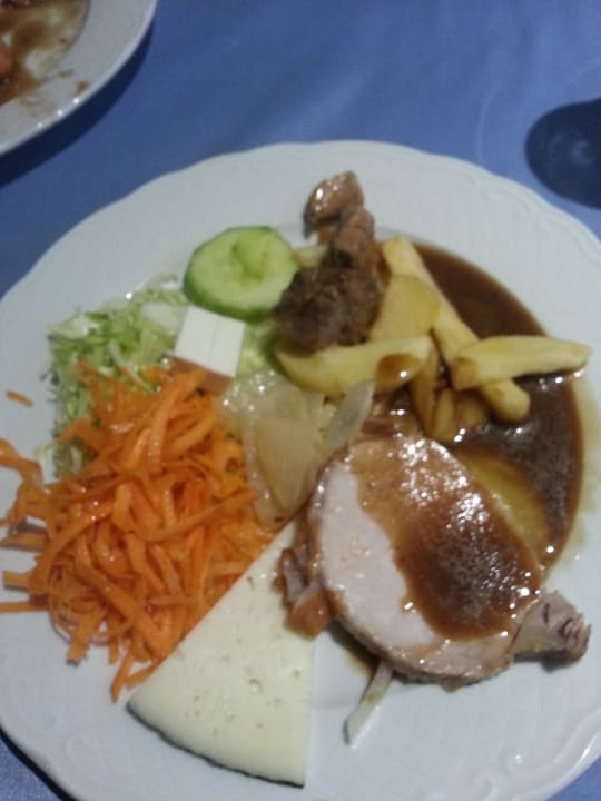 Abendessen Schweinebraten  Park Club Europe