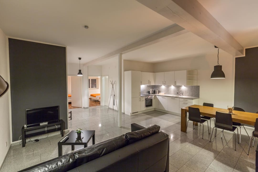 Zimmer AIRSTAY Serviced Apartments Switzerland