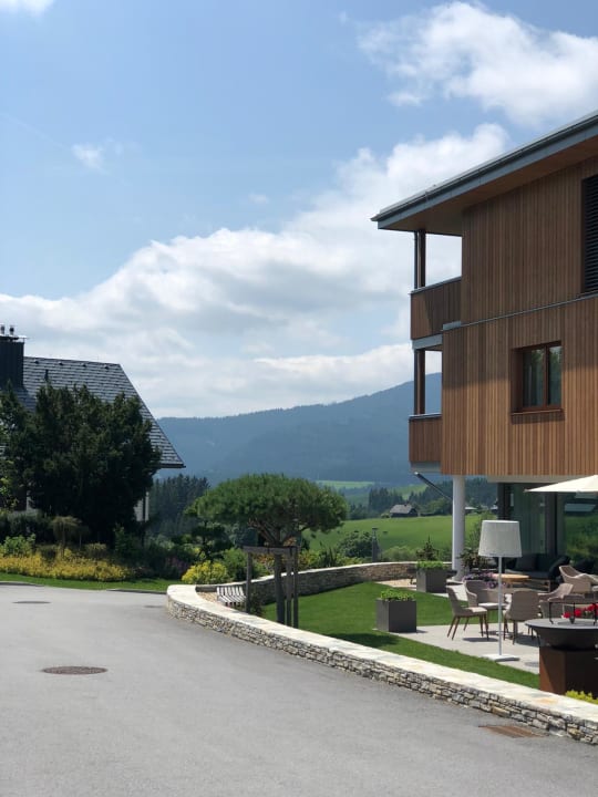 Außenansicht Dorfhotel Fasching