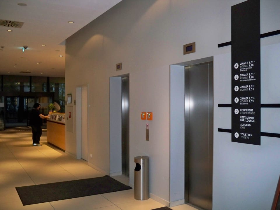 Aufzüge Lindner Hotel Frankfurt Sportpark, part of JdV by Hyatt