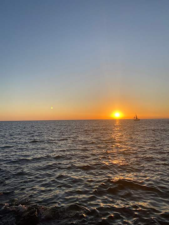 Strand Rubi Platinum Sign