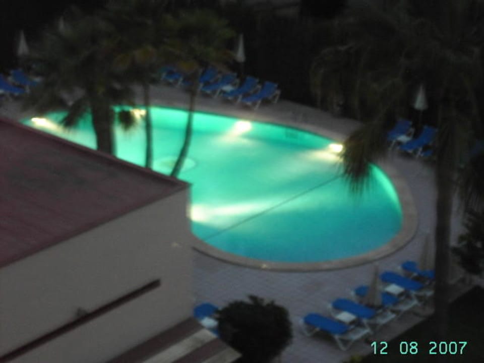 Poolanlage Hotel Metropolitan Playa