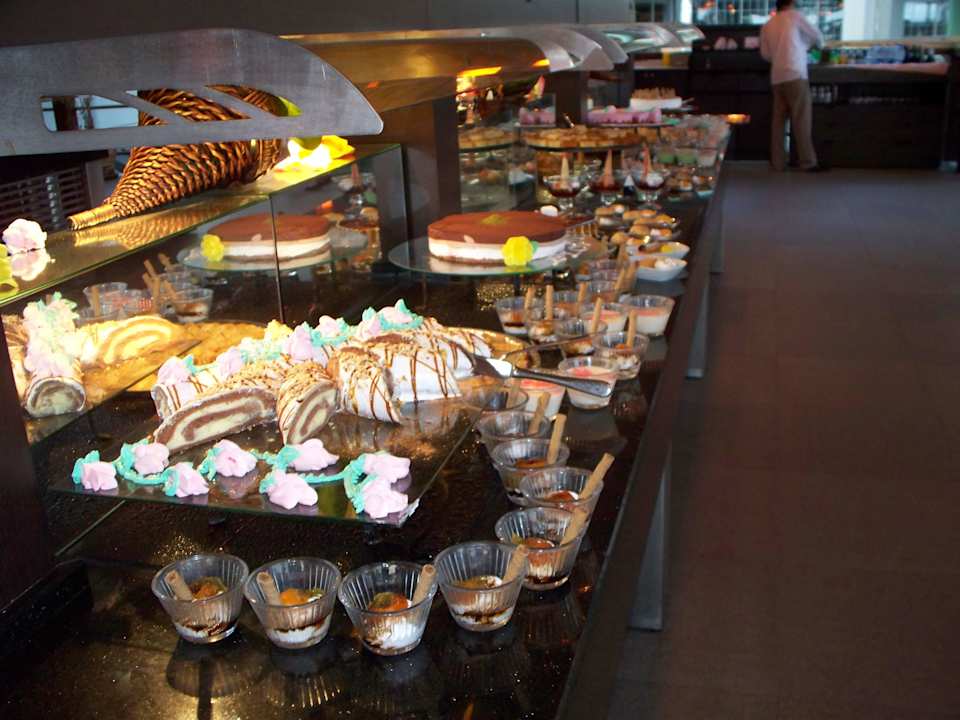 - Limak Lara Deluxe Hotel & Resort