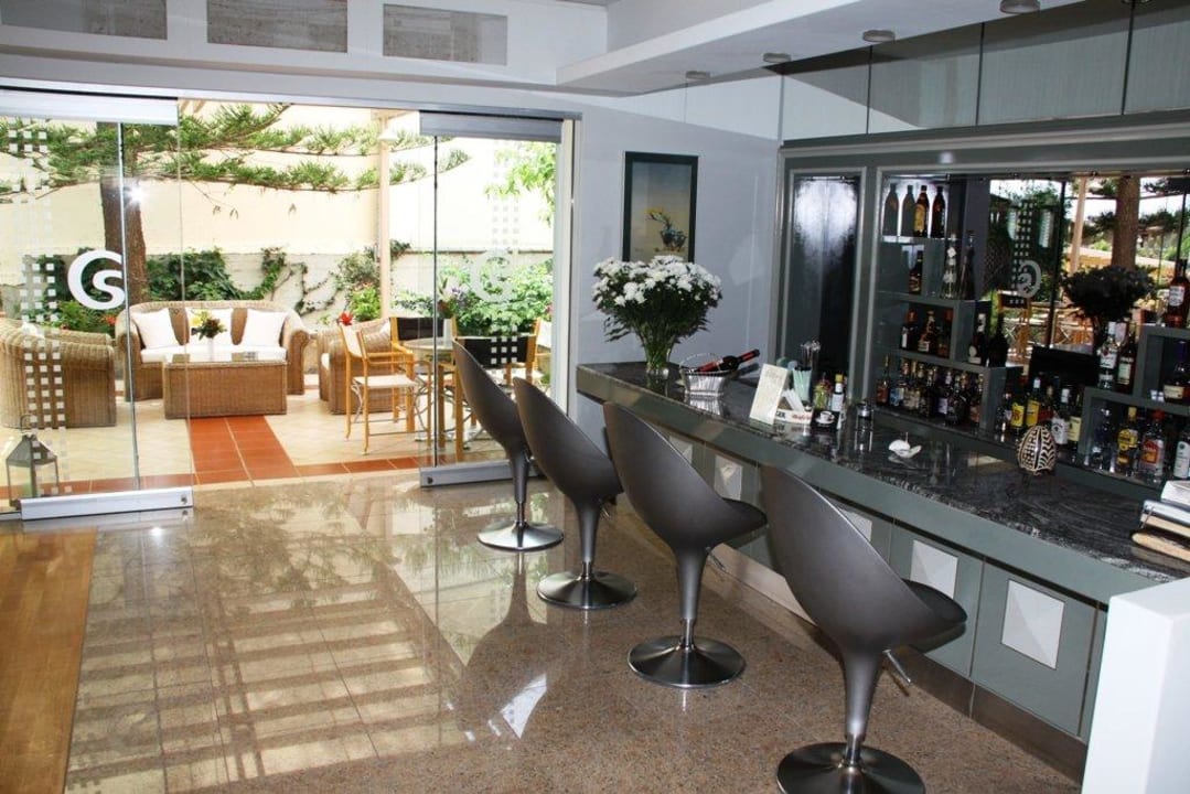MAIN BAR + VERANDA Creta Solaris Hotel Apartments