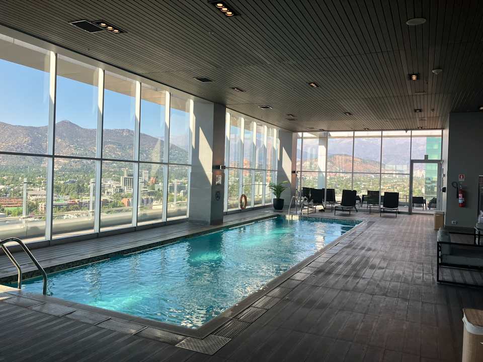 Pool Courtyard by Marriott Santiago Las Conde