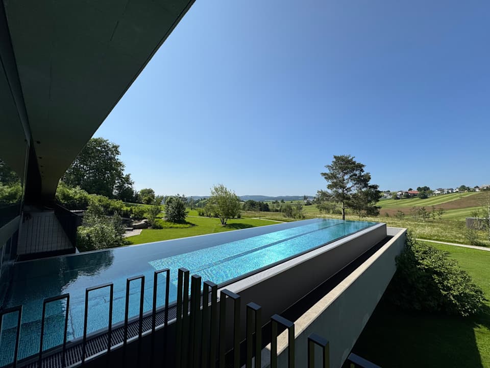 Pool Loxone Campus