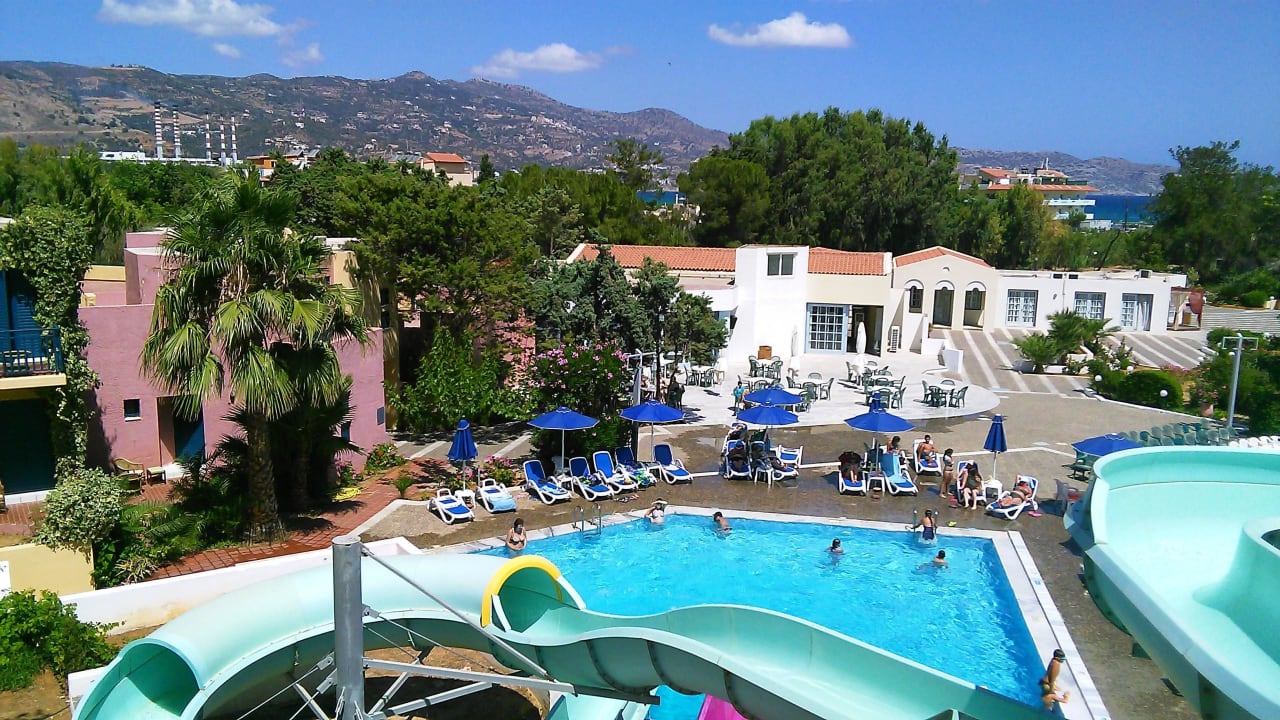 Zjeżdzalnie Dessole Dolphin Bay Resort