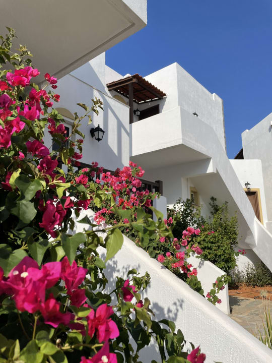 Außenansicht Alexander Beach Hotel & Village Resort